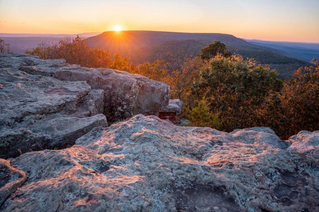 Villa Nebo'S Foot, Hiking And Biking Escape With Game Shed Dardanelle Exterior foto