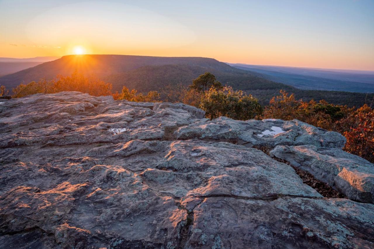 Villa Nebo'S Foot, Hiking And Biking Escape With Game Shed Dardanelle Exterior foto